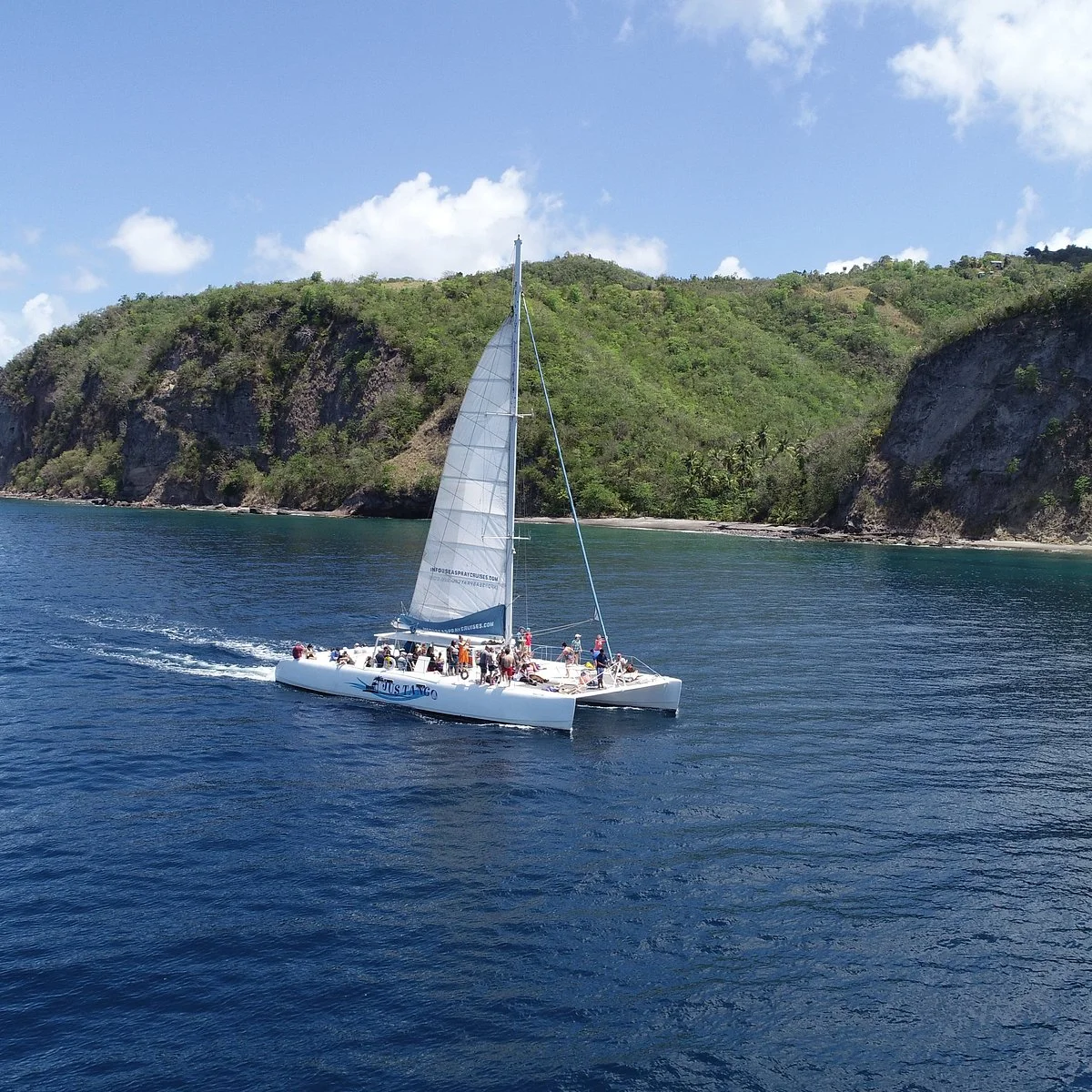 Tout Bagay Soufriere Adventure: Pitons, Springs & Cruise